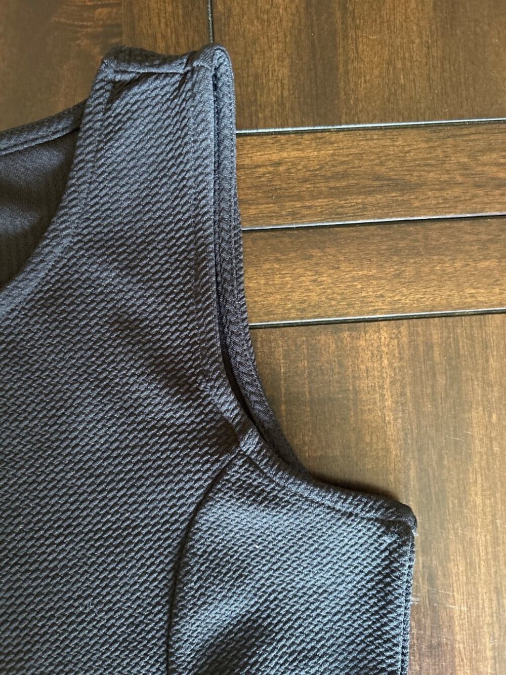 Romeo + Juliet Couture Black Textured Sleeveless Bodycon Dress M Gold Grommet - Picture 9 of 11